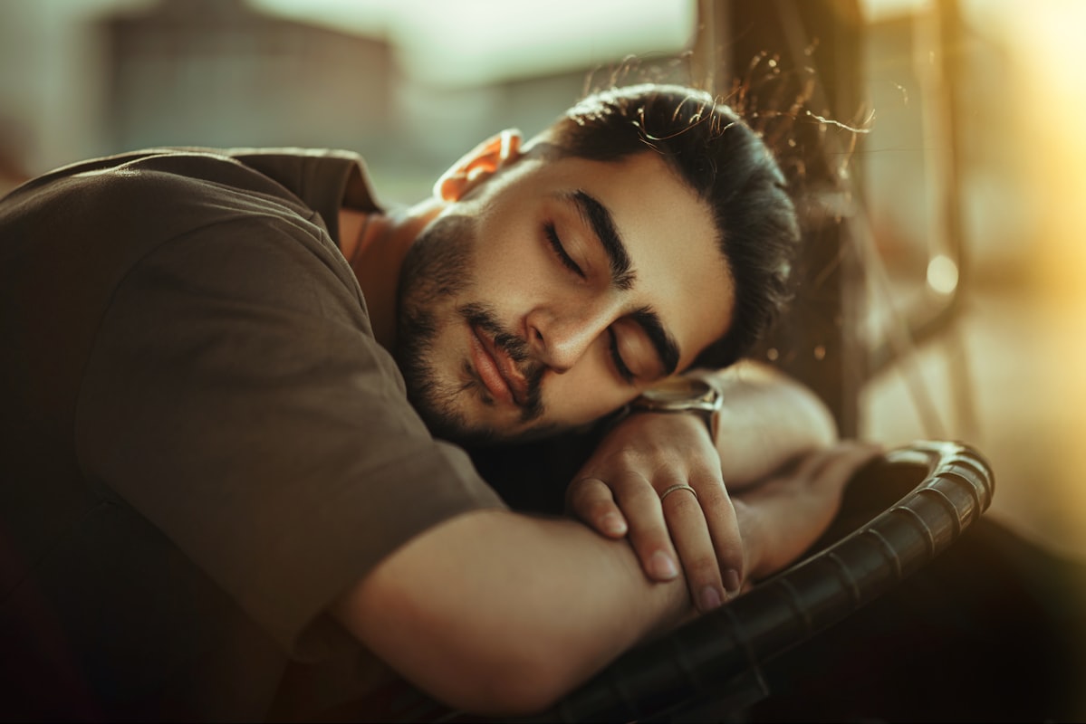 Sleep and physical performance recovery